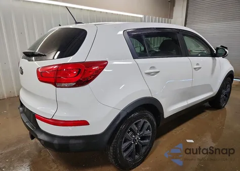 2016 Kia Sportage Lx z USA, uszkodzony, nr VIN KNDPB3AC8G7837468